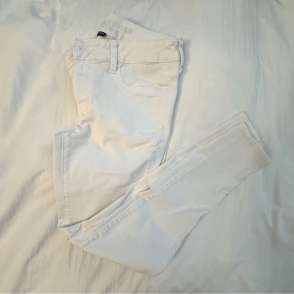 American Eagle Skinny Jeans White Size 6 EUC Super Stretch Low Rise